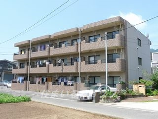 ユーミー尾和の外観