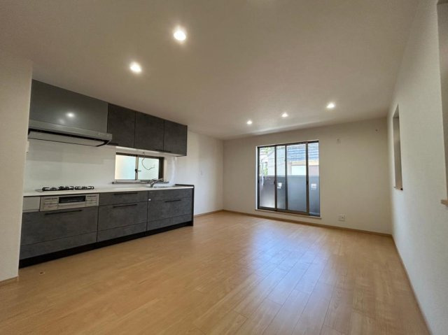 横浜市南区清水ヶ丘 中古戸建て【仲介手数料無料】