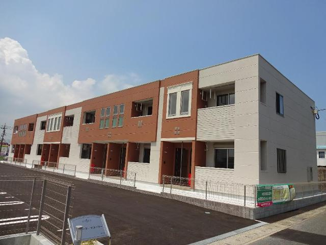 ルーク・マコーリーの外観|外観写真（昼）