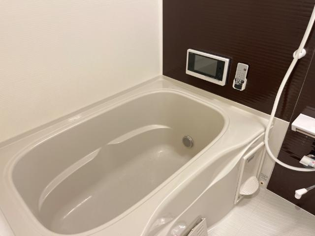 ルーク・マコーリーの浴室|バス