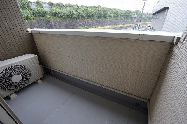 エテルノ　ハピネスＢのバルコニー