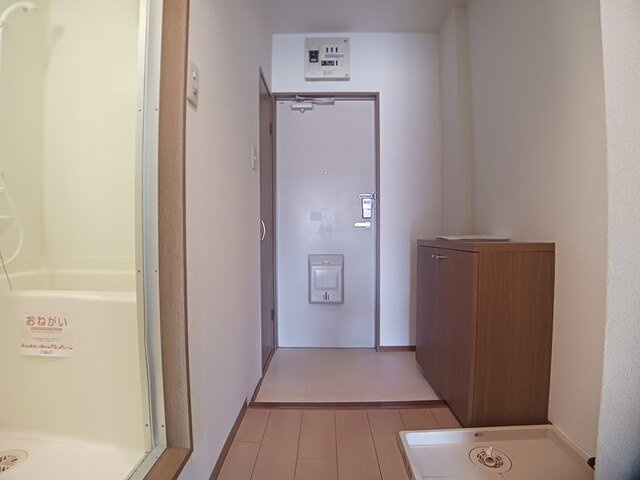 セトル熊西の玄関