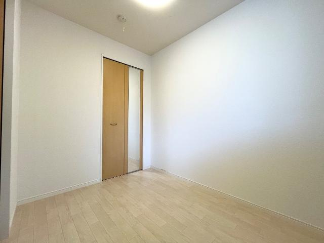 コクショウＭの内装|洋室