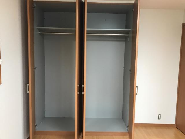 サン・ベルジュの内装|クローゼット