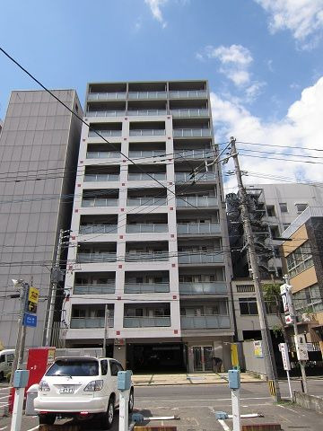 リバティシティ天神の外観