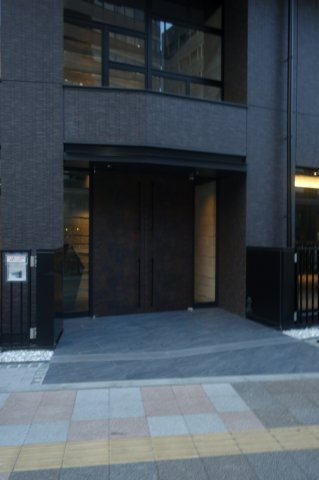 栖浅草蔵前のエントランス