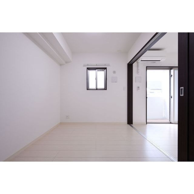 LIBTH南福岡の居間・リビング