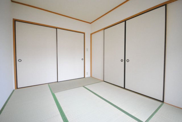 ファミールHIROの和室