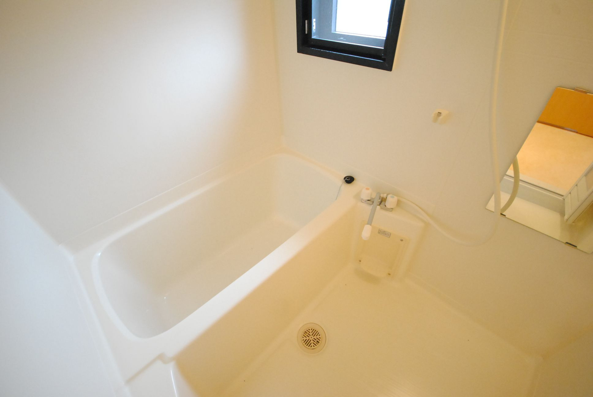 ファミールHIROの浴室