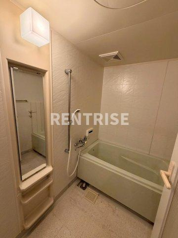 ライオンズマンション一宮白旗通の浴室