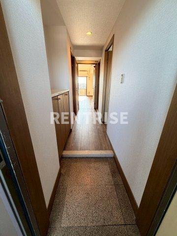 ライオンズマンション一宮白旗通の玄関