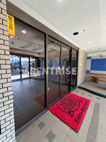 ライオンズマンション一宮白旗通のエントランス