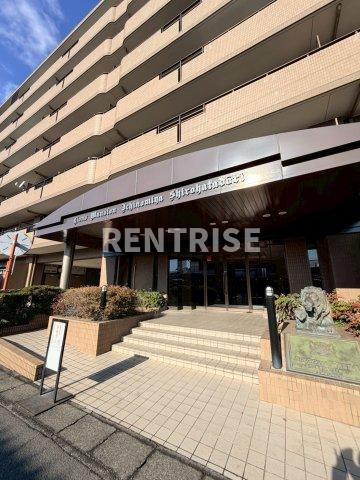 ライオンズマンション一宮白旗通のエントランス