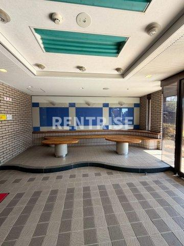 ライオンズマンション一宮白旗通のエントランス