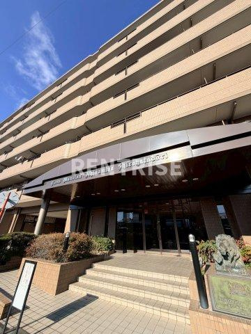 ライオンズマンション一宮白旗通のエントランス