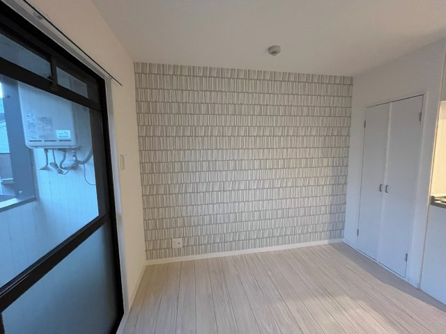 メビウス香里レジデンスの洋室