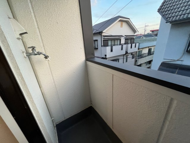 メビウス香里レジデンスのバルコニー