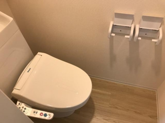 【トイレ】 | melody | シャワー付トイレ（イメージ）