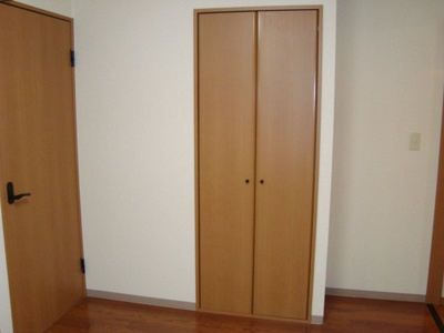 【収納】 | サン・レジデンス | クローゼット