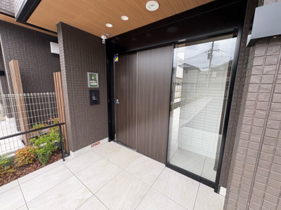 【エントランス】 | D-residence高槻市下田部B