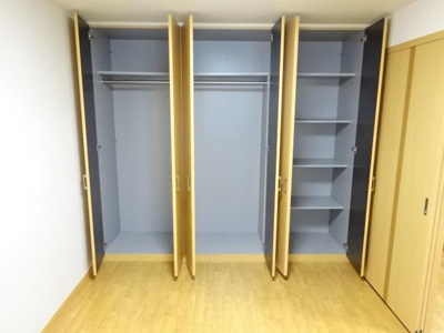 【収納】 | ハピネス | クローゼット