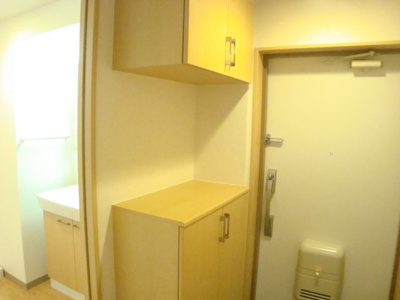 【玄関】 | ハピネス | 玄関