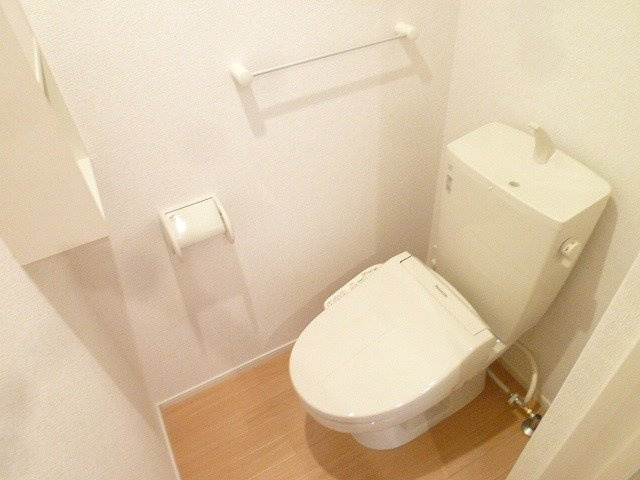 ハーミットクラブ幸のトイレ|ゆったりとした空間のトイレです