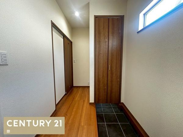 和歌山市松島の中古一戸建の玄関