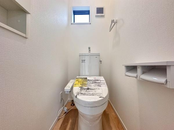 和歌山市新庄第3-4号棟　新築戸建のトイレ