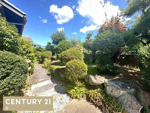 紀の川市東野　中古戸建の庭