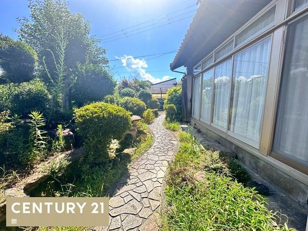 紀の川市東野　中古戸建の庭