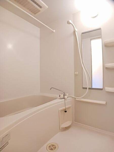 メゾン・プラシードＡの浴室