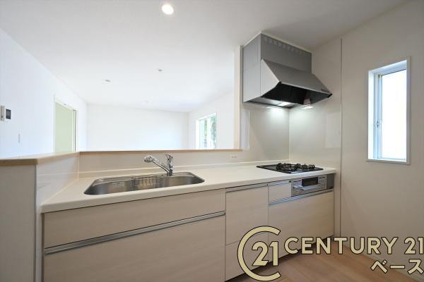 クレイドルガーデン田町 １号棟 ／新築一戸建のキッチン|■現地撮影写真■家族とのコミュニケーションがとりやすい人気のカウンターキッチン！