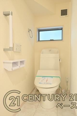 リーブルガーデン田井庄町 ２号棟 ／新築一戸建の内観：施工例|■玄関には大容量シューズボックスを完備！■