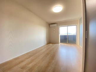 【内装】 | アロース | 室内