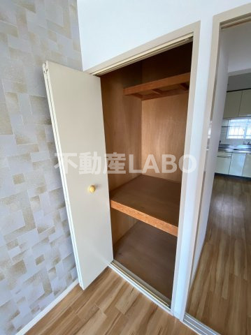 スリースター泉尾の収納