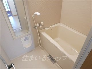 広島市安佐北区大林１丁目のアパートの浴室