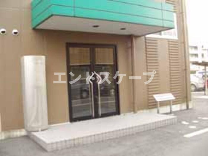 ファミール2000　Ａのエントランス|高崎、前橋のお部屋探しはエンドスケープまで！お客様の理想お聞かせ下さい♪