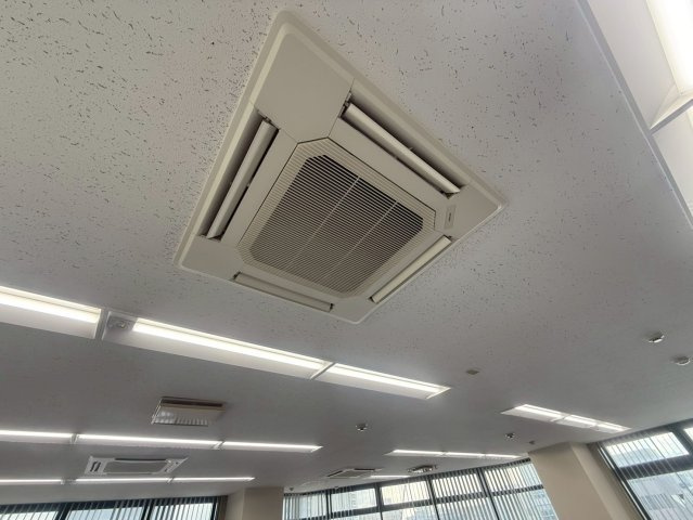 第一セントラルビルの内装