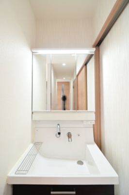 【独立洗面台】 | 黒石市住吉町　中古住宅　築4年