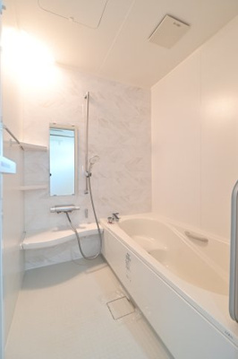 【浴室】 | 黒石市住吉町　中古住宅　築4年