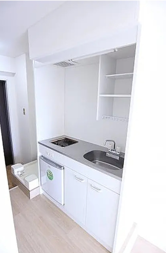 神戸市垂水区東舞子町　満室稼働中　一棟売マンションのキッチン