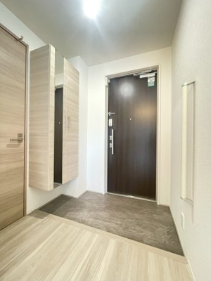 【玄関】 | D-residence高槻市下田部B棟