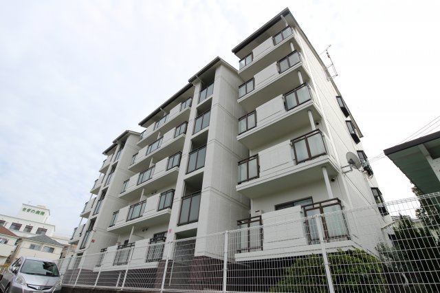 パルピアマンションの外観