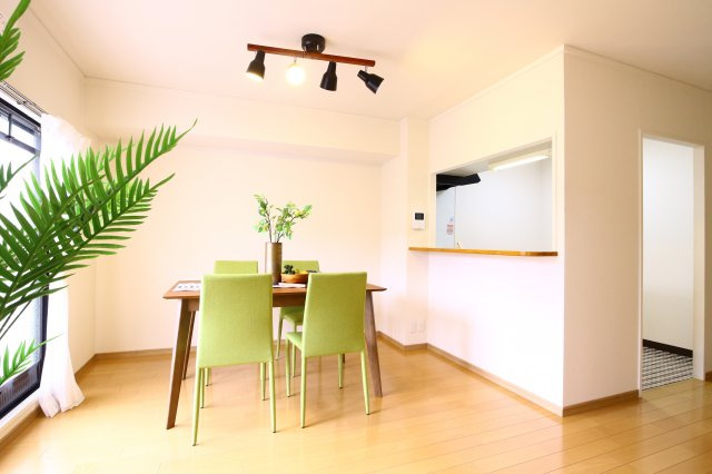 パルピアマンションの居間・リビング