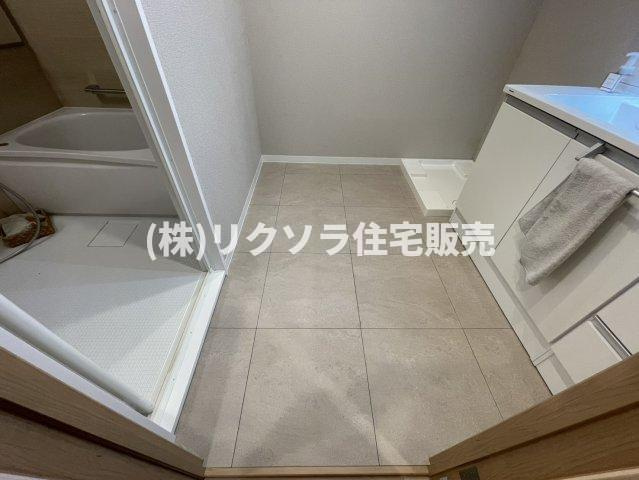 ライオンズマンション枚方の脱衣所|■物件内覧・資金計画相談・住宅ローン相談、リフォーム相談、お問合せ受付中■
※当日・翌日のご内覧、ご相談はお電話でのお問合せがスムーズです！