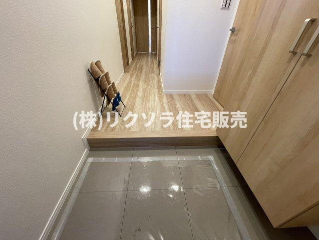 ライオンズマンション枚方の内装|玄関内部
■物件内覧・資金計画相談・住宅ローン相談、リフォーム相談、お問合せ受付中■
※当日・翌日のご内覧、ご相談はお電話でのお問合せがスムーズです！