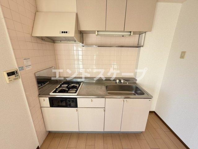 エストセゾンのキッチン|高崎、前橋のお部屋探しはエンドスケープまで！お客様の理想お聞かせ下さい♪