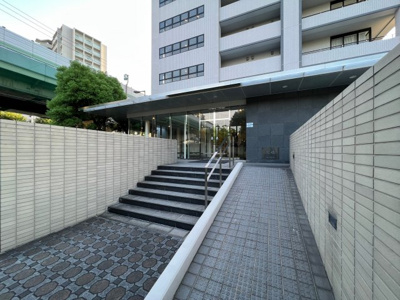 【バルコニー】 | メゾン・ド・ヴィレ大阪城公園前