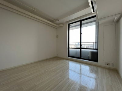 【洋室】 | メゾン・ド・ヴィレ大阪城公園前